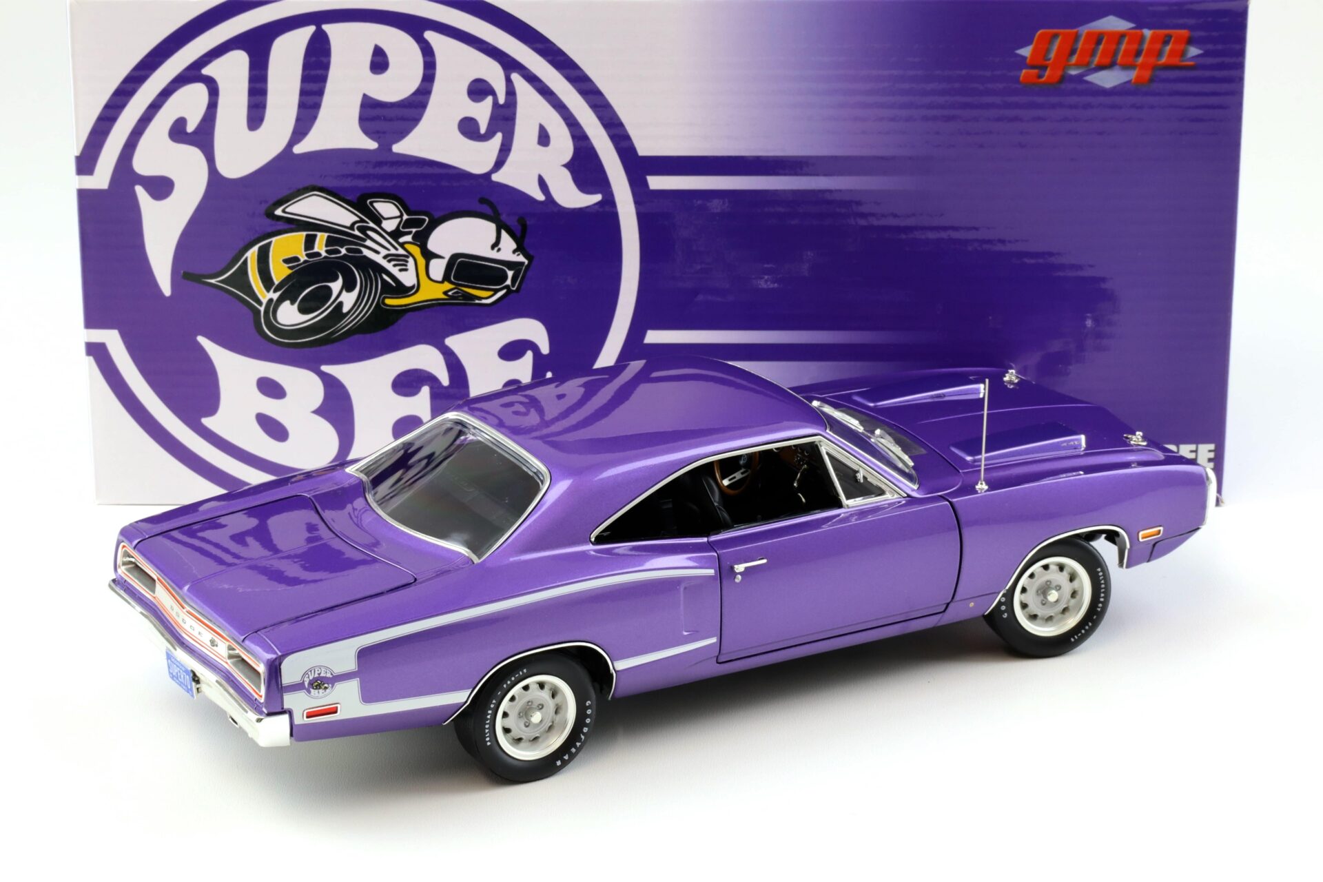 1:18 GMP 1970 Dodge Coronet Super Bee Coupe plum crazy purple 18860