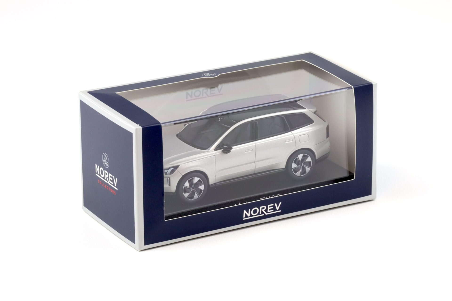 1:43 Norev Volvo EX90 2024 Silver Dawn metallic 870081