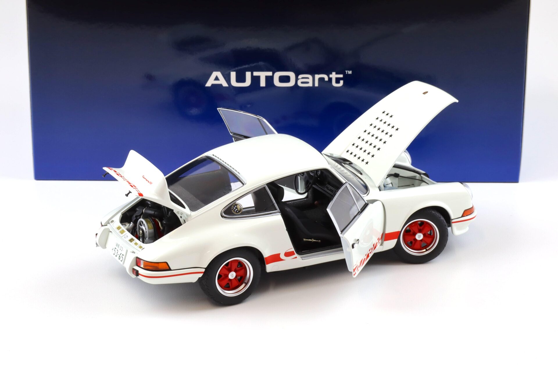 1:18 AUTOart Porsche 911 Carrera RS 2.7 The Circuit of Wolf Grand Prix white 78026