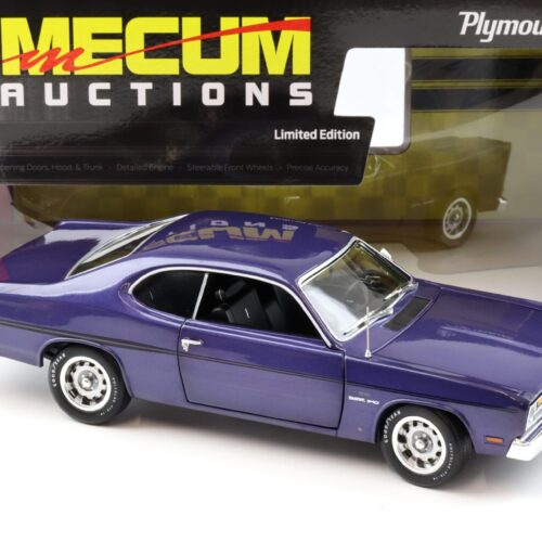 1:18 Auto World 1970 Plymouth Duster 340 Mecum Auction FC7 Inviolet