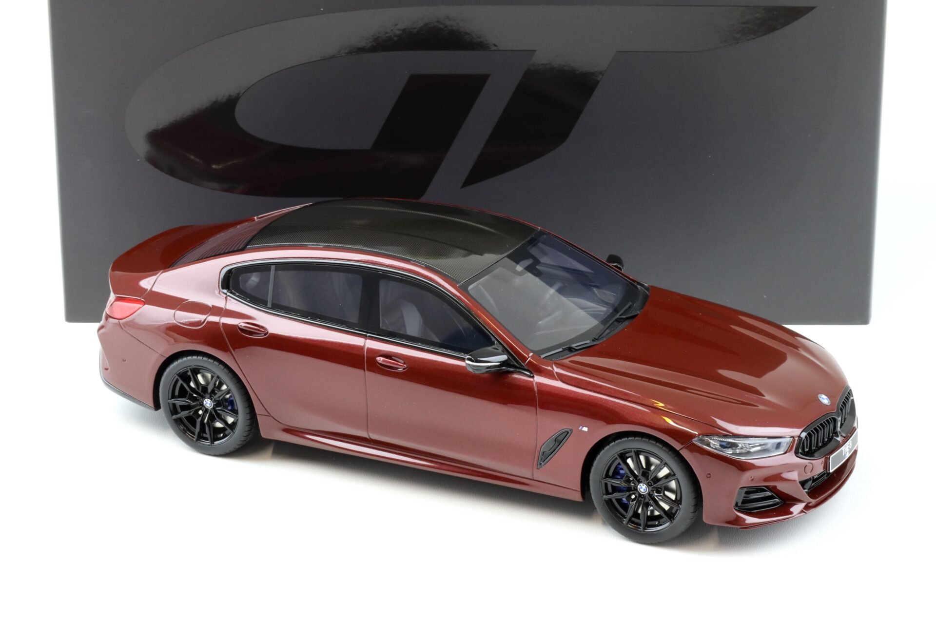 1:18 GT Spirit GT493 BMW M850i xDrive M Performance Aventurine red 2023