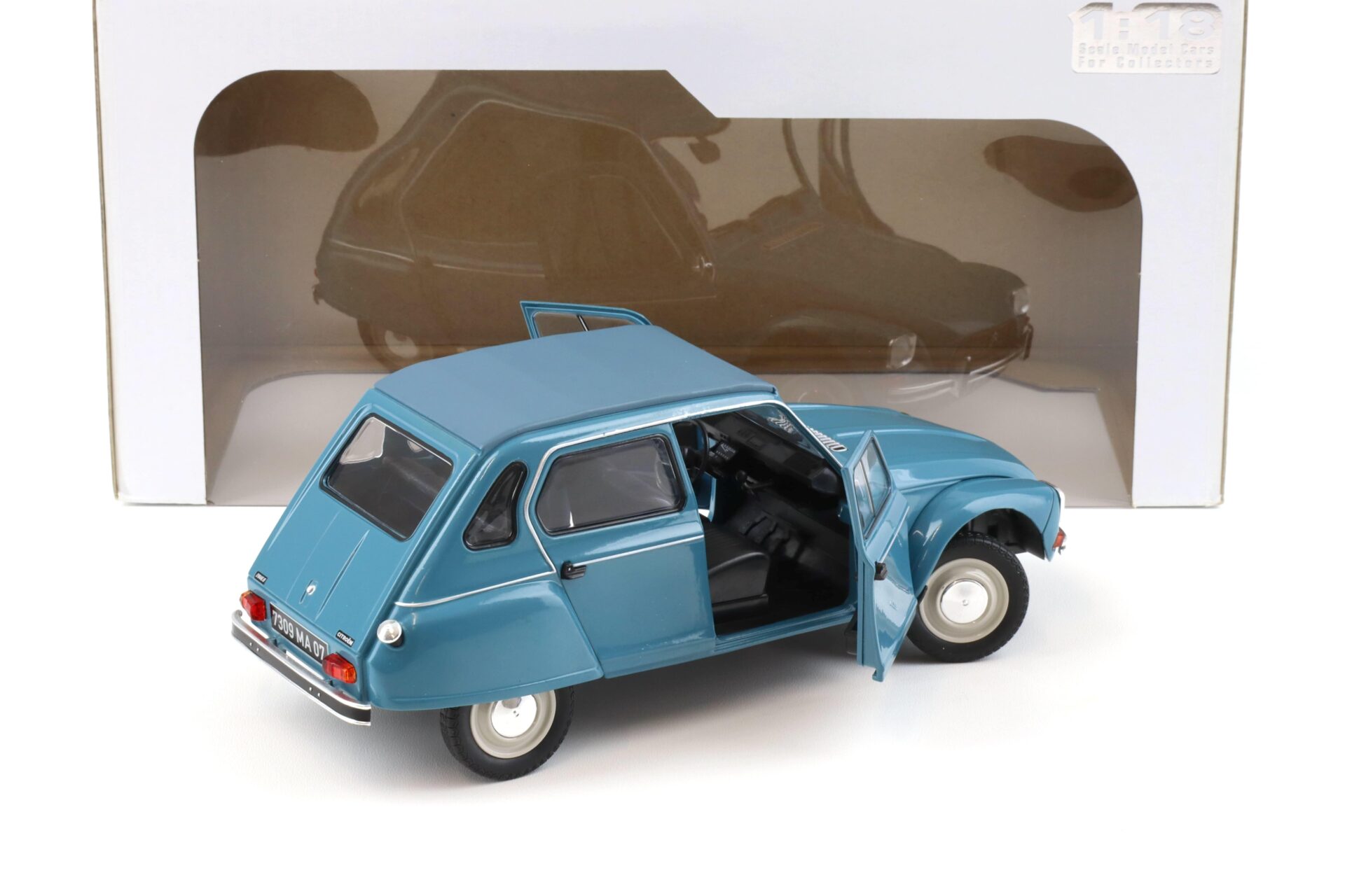 1:18 Solido Citroen Dyane 6 blue