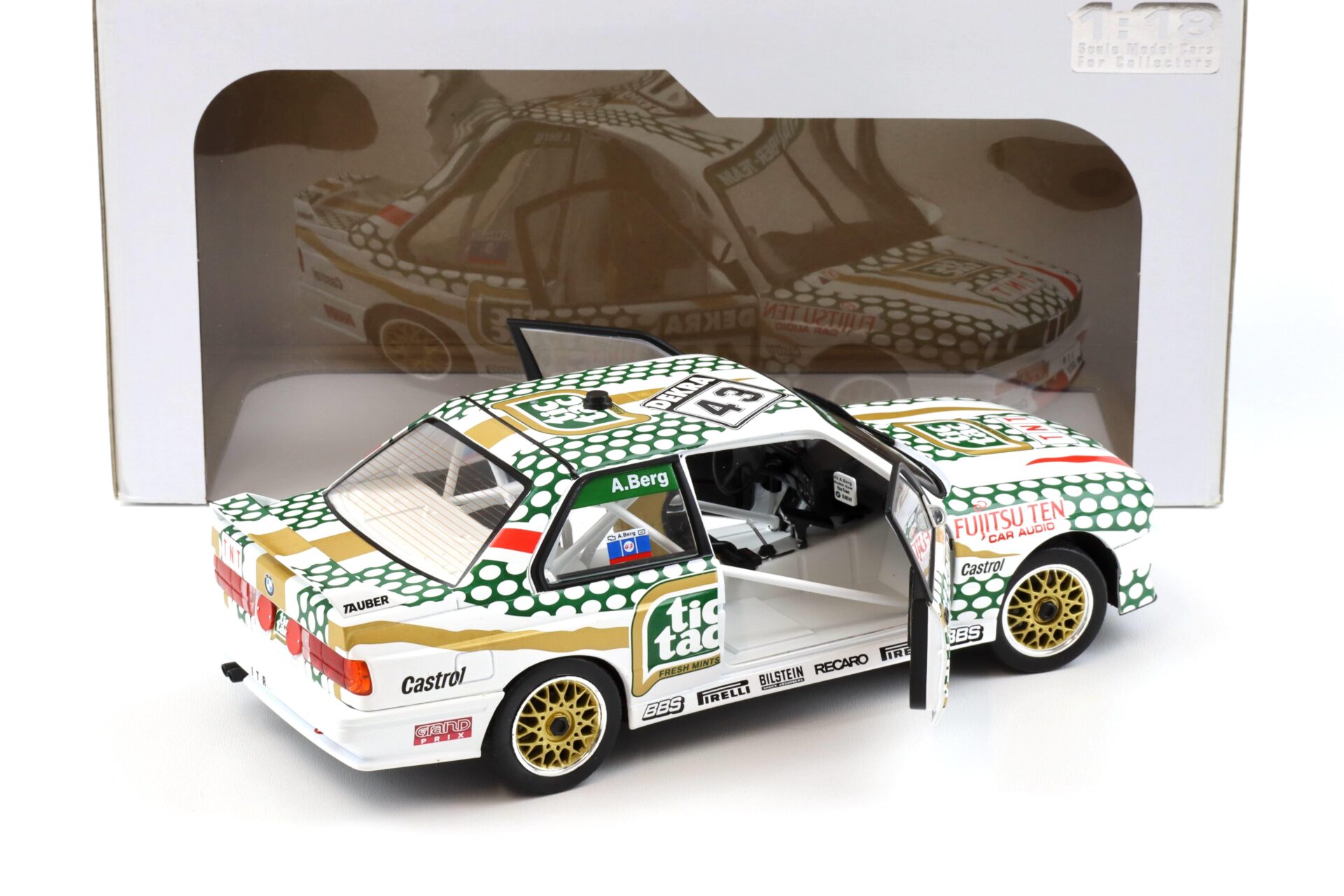 1:18 Solido BMW M3 E30 DTM 1991 A.Berg #43 Tictac white/ green