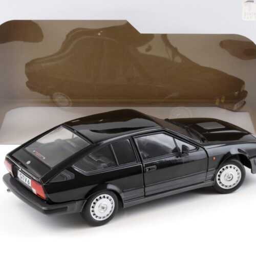 1:18 Solido Alfa Romeo GTV 6 metallic black 1985