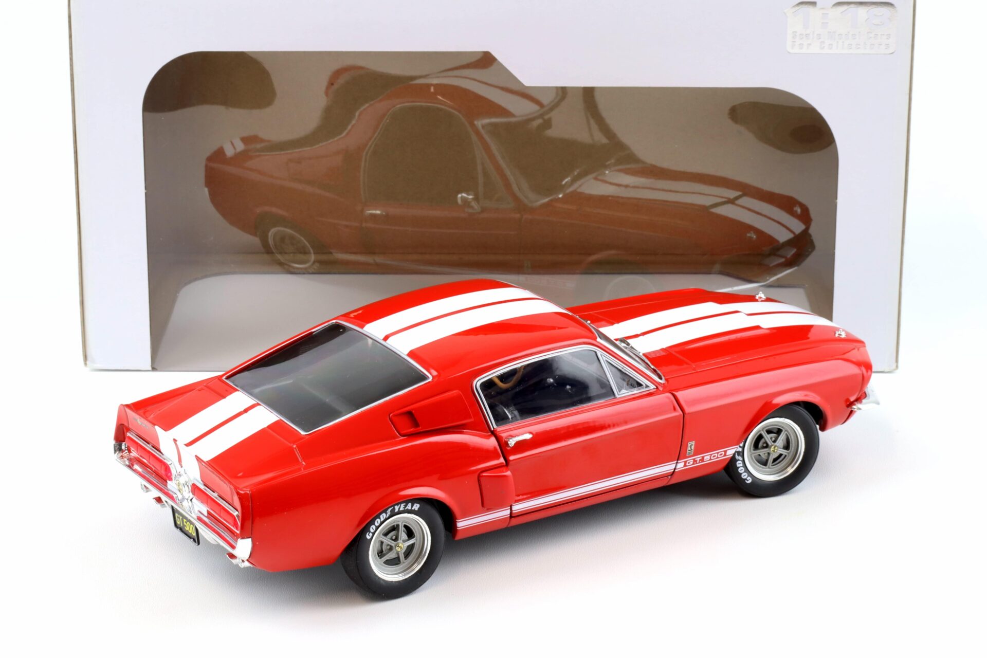 1:18 Solido Shelby Mustang GT500 Coupe red/ white stripes 1967