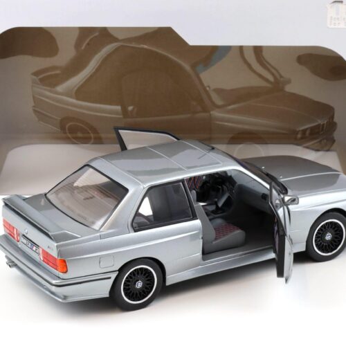1:18 Solido BMW M3 E30 Cecotto silver/ grey metallic 1990