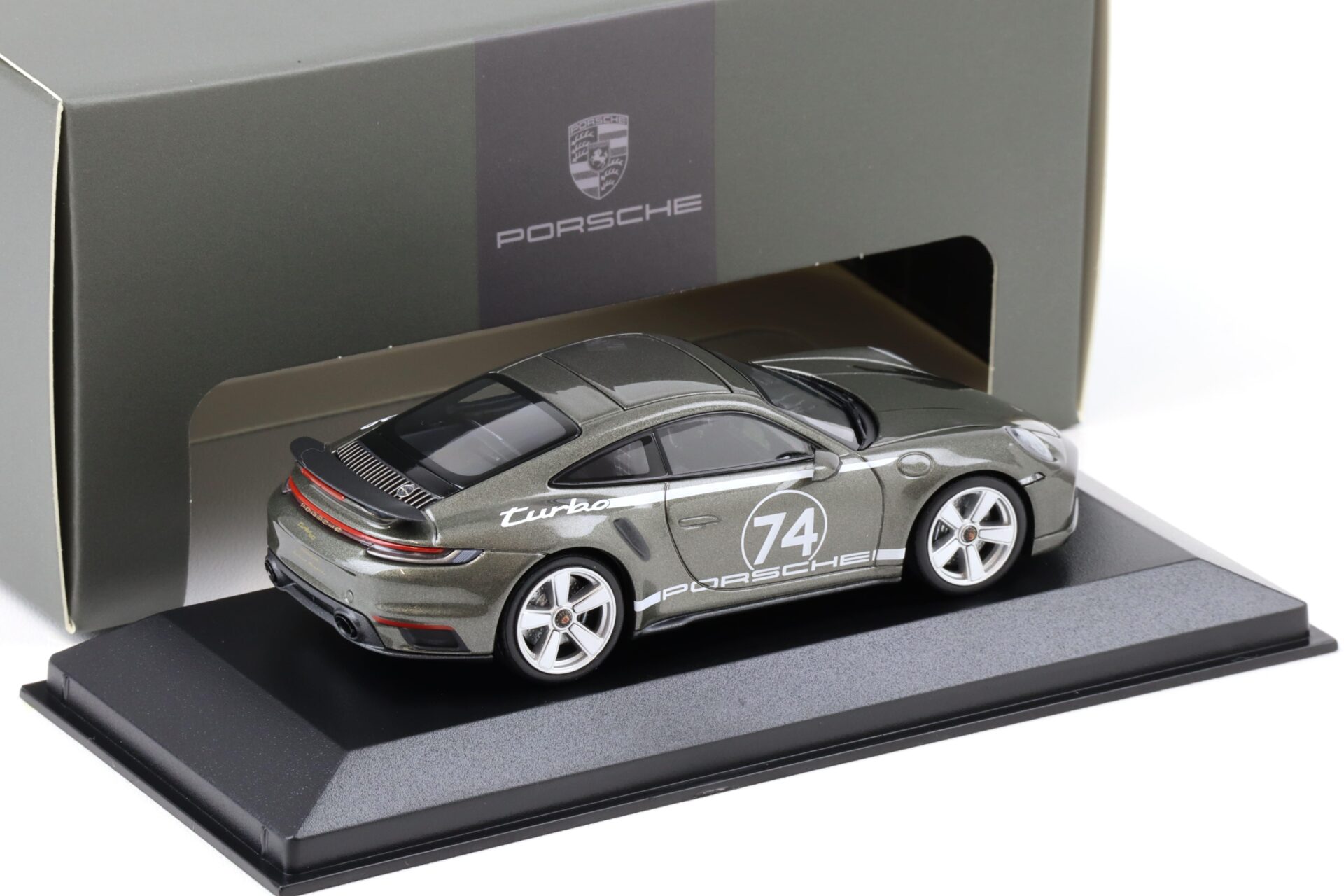 1:43 Minichamps Porsche 911 992 Turbo 50 Heritage Design aventurine WAP DEALER