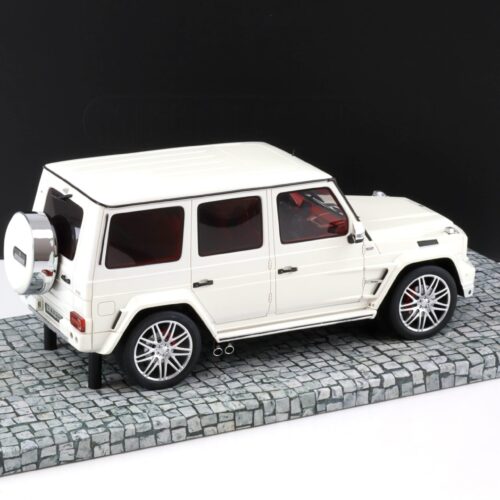 1:18 Minichamps Mercedes Brabus B63 620 Widestar pearl white - Limited 100 pcs.