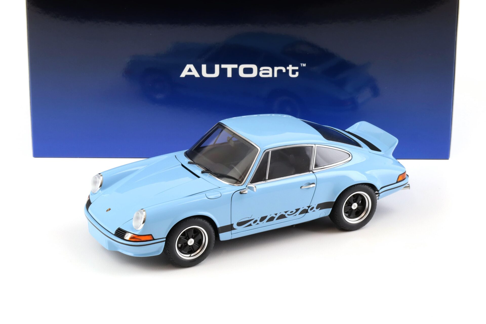 1:18 AUTOart Porsche 911 Carrera RS 2.7 Gulf blue/ black stripes 78032