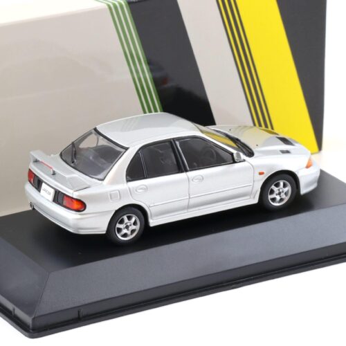 1:43 First43 Mitsubishi Lancer RS Evolution 1992 silver metallic