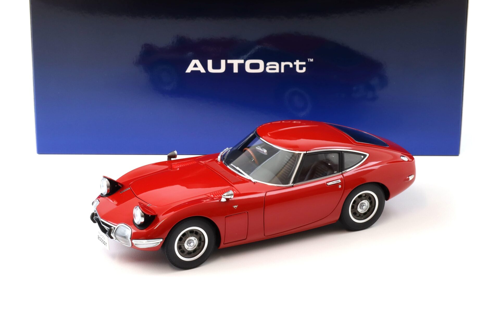 1:18 AUTOart Toyota 2000GT Coupe 1967 red 79547