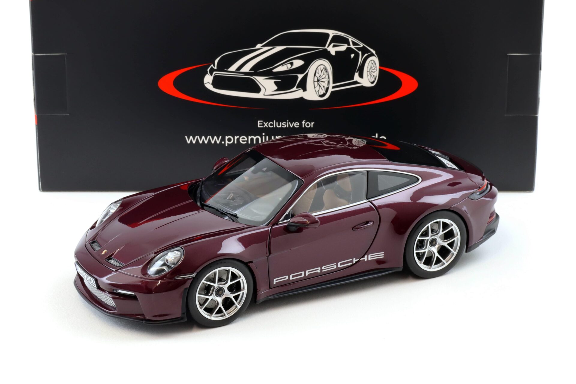 1:18 Norev Porsche 911 992 S/T Heritage Package Amethyst metallic - Limited 500 pcs.