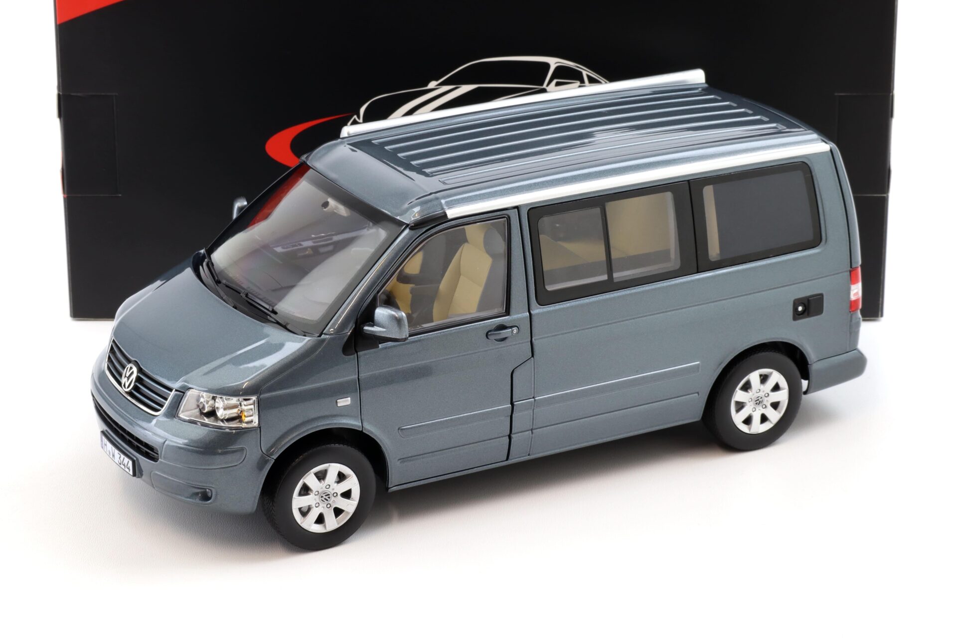 1:18 Norev VW T5 California 2003 Off-Road grey metallic - Limited 1000 pcs.
