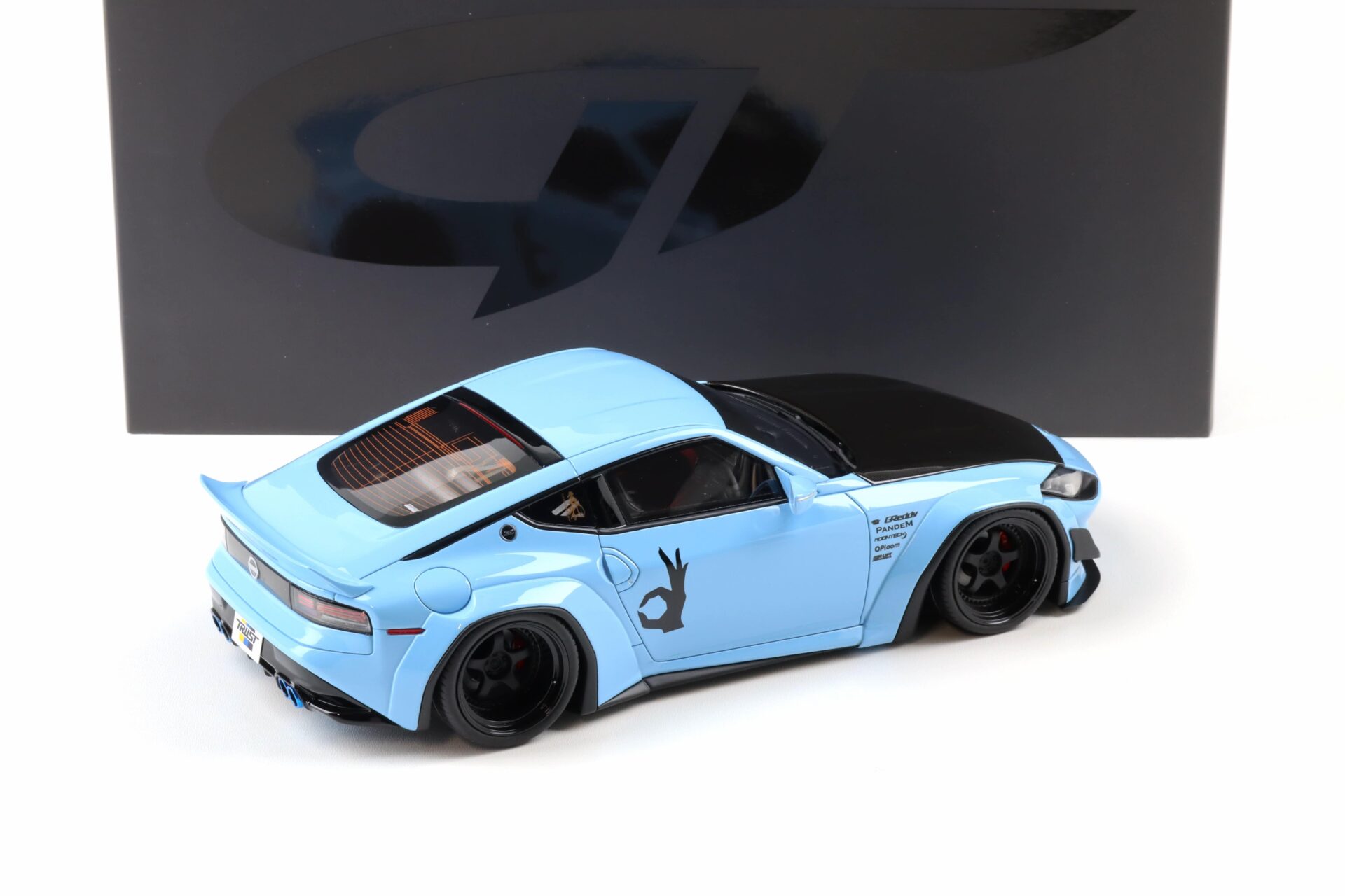 1:18 GT Spirit GT943 Pandem Nissan Fairlady Z Coupe 2025 China blue