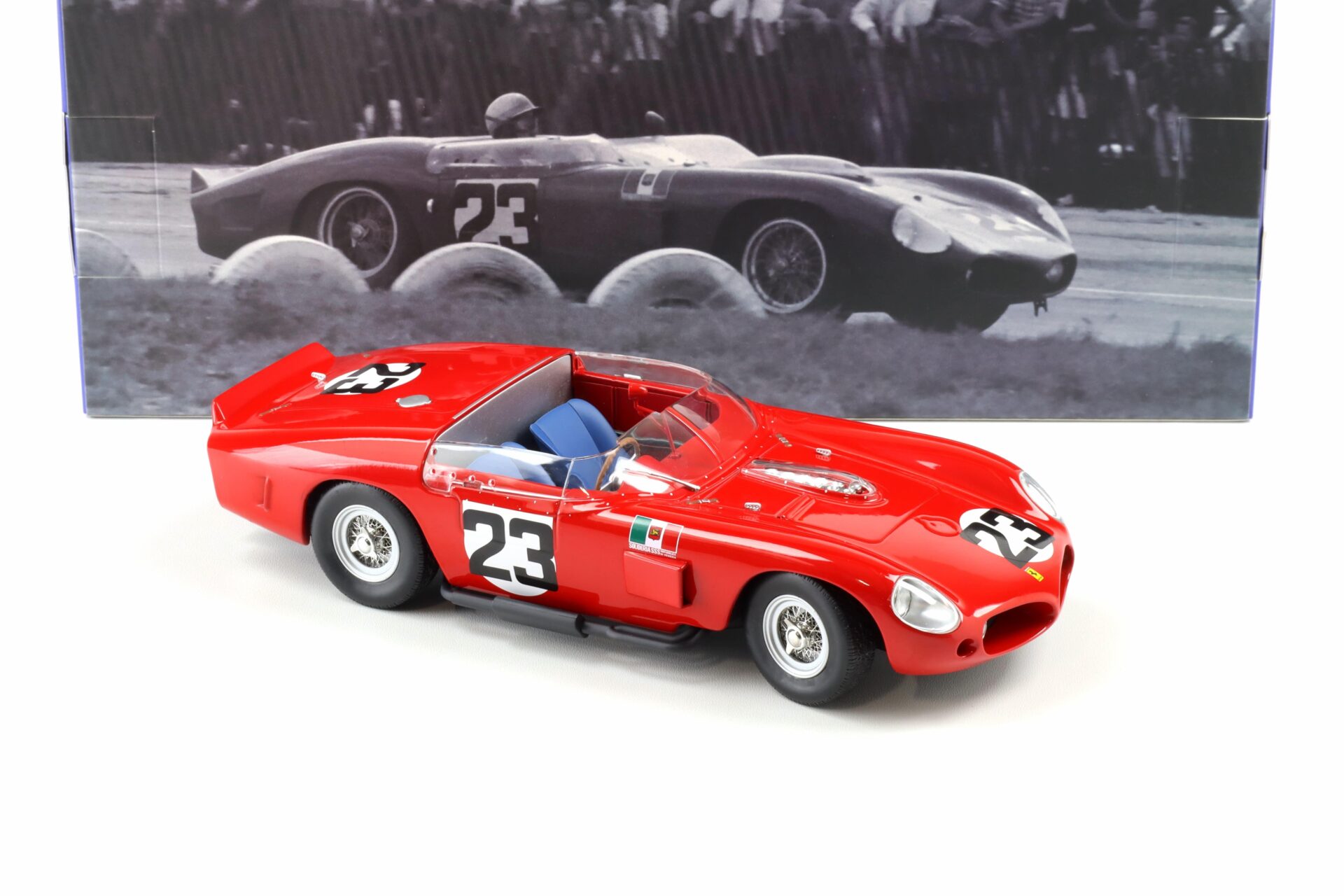 1:18 WERK83 Ferrari 250 TR61 #23 Winner 12h Sebring 1962 Bonnier/ Bianchi