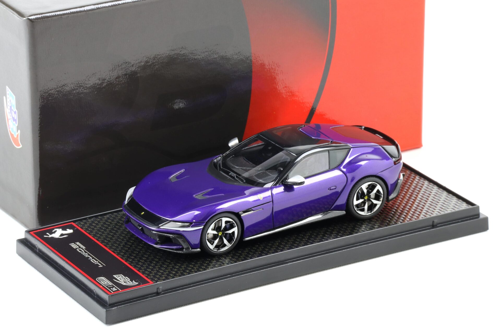 1:43 BBR Ferrari 12Cilindri Coupe Panoramic roof viola al Humaid - Limited 36 pcs.