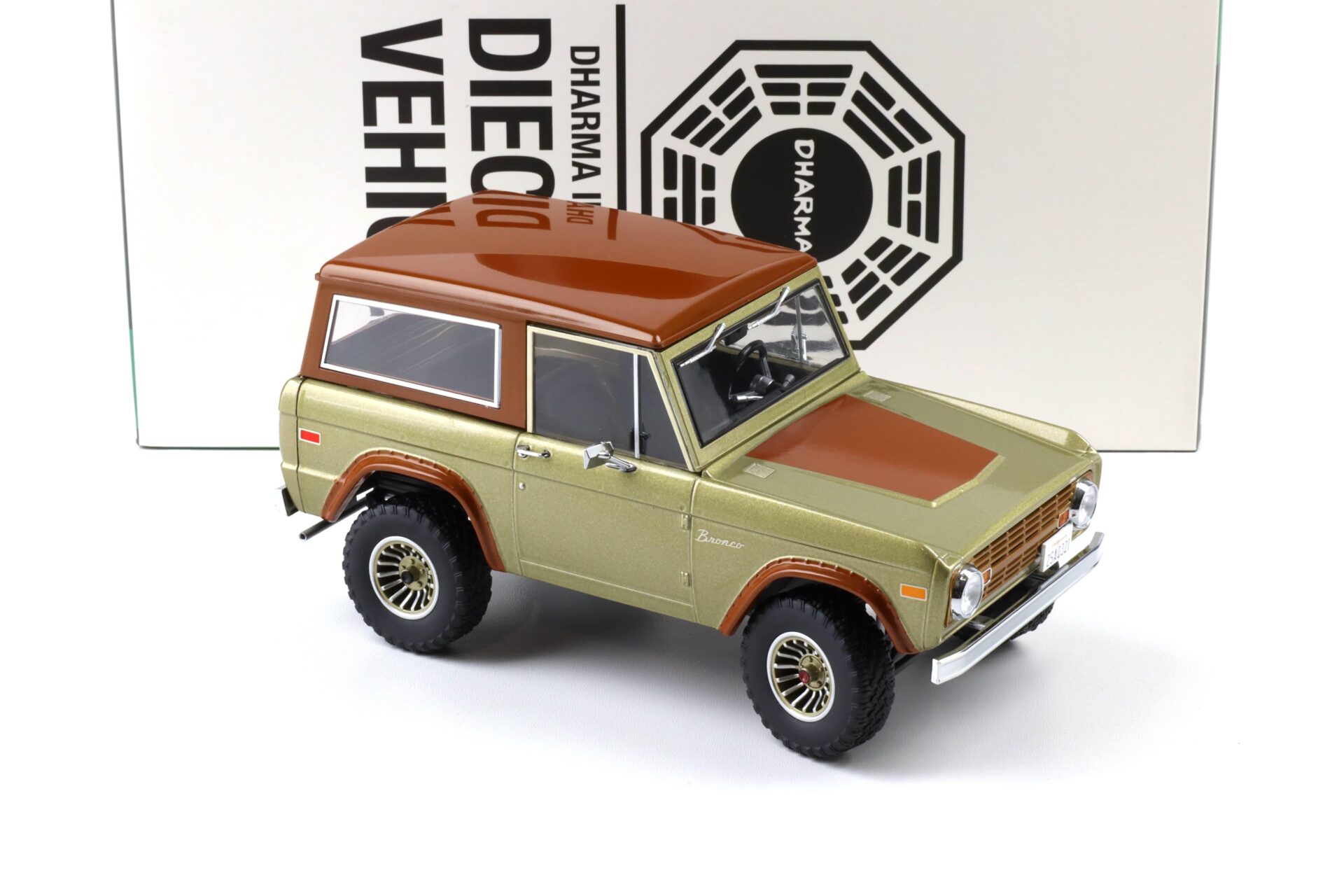 1:18 Greenlight 1970 Ford Bronco green/ brown TV Series LOST