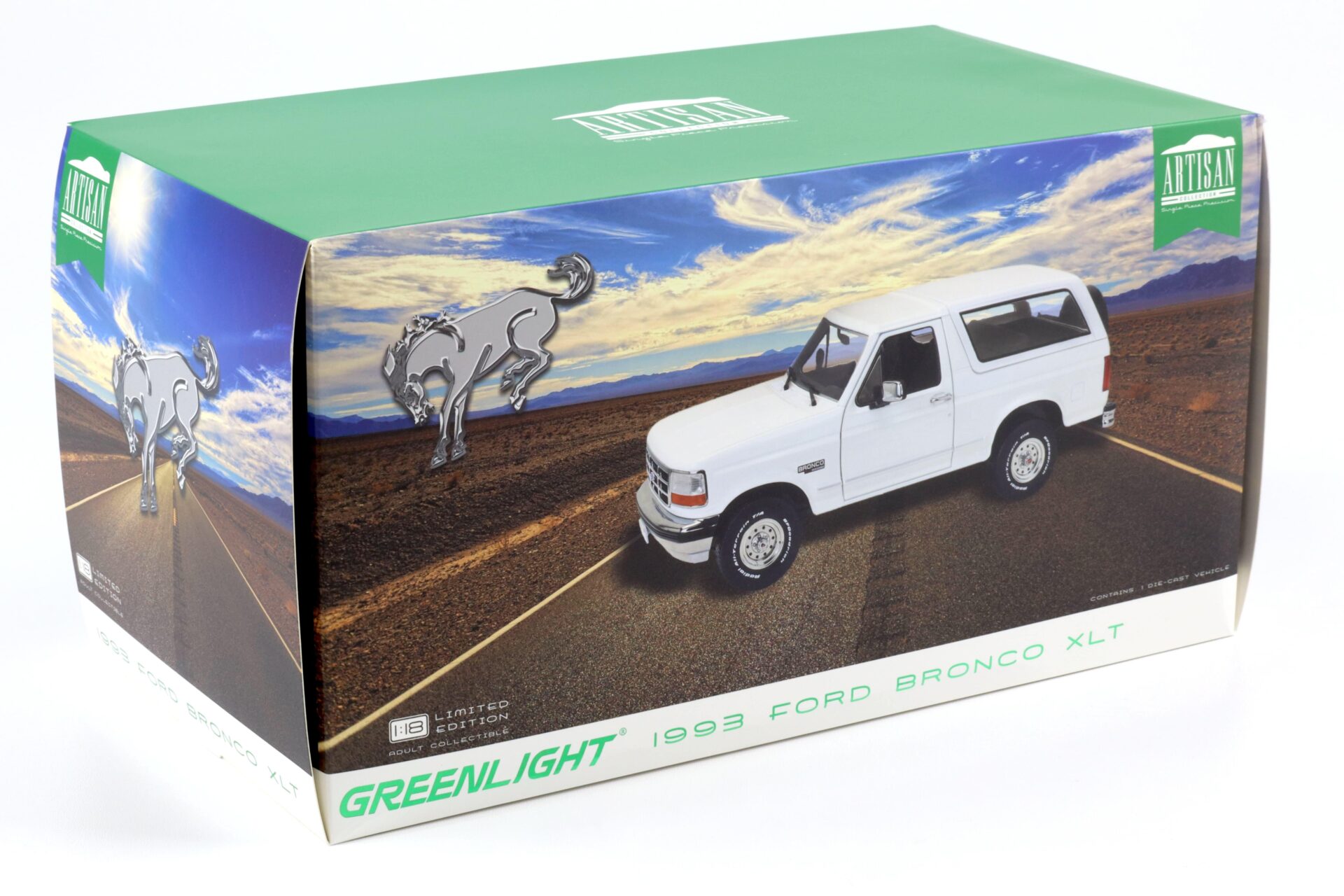 1:18 Greenlight 1993 Ford Bronco XLT Oxford white