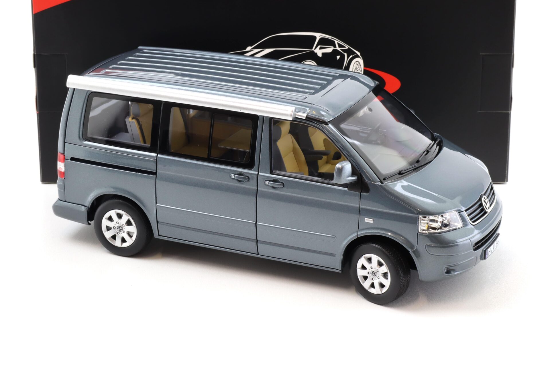 1:18 Norev VW T5 California 2003 Off-Road grey metallic - Limited 1000 pcs.