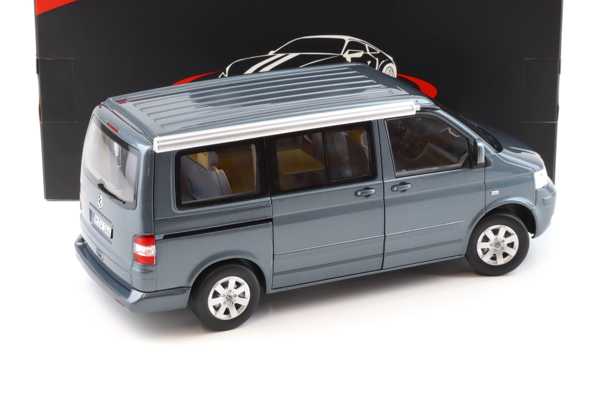 1:18 Norev VW T5 California 2003 Off-Road grey metallic - Limited 1000 pcs.