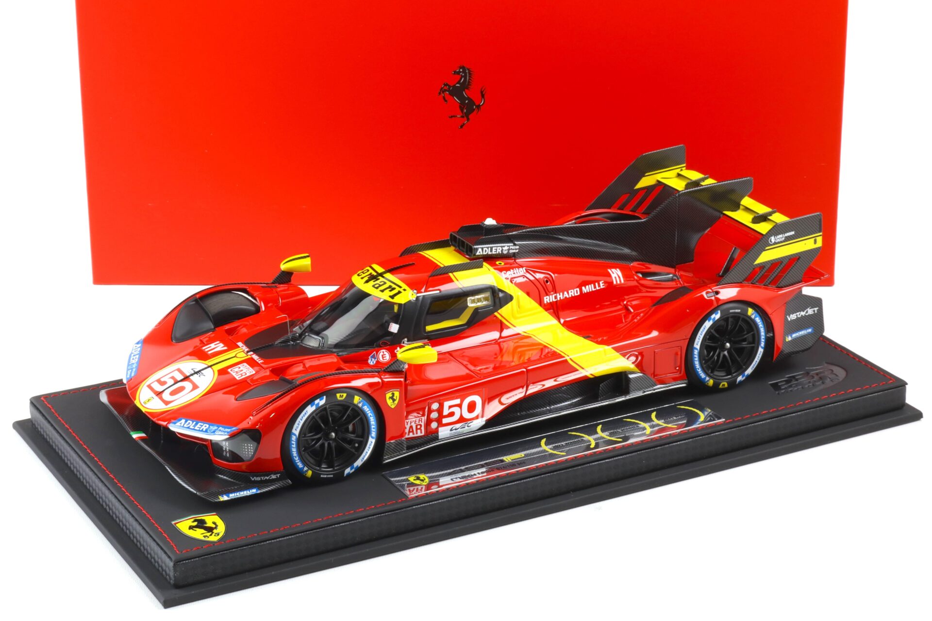 1:18 BBR Ferrari 499P Winner Le Mans 23-24-25 Special red with Showcase