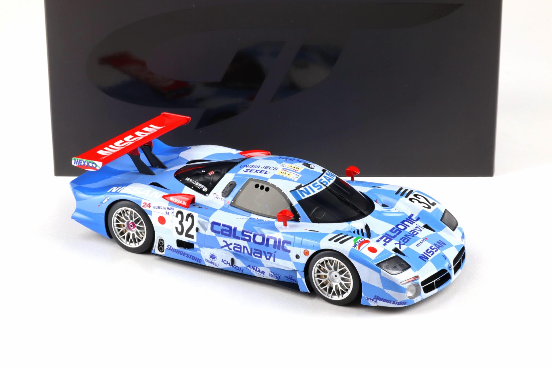 1:18 GT Spirit GT529 Nissan R390 GT1 #32 3rd 24h LeMans 1998 Nissan Motorsport