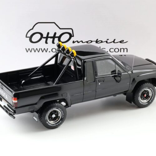 1:18 OTTO mobile OT481B Toyota Hilux SR5 Back to the Future Glossy black 1985