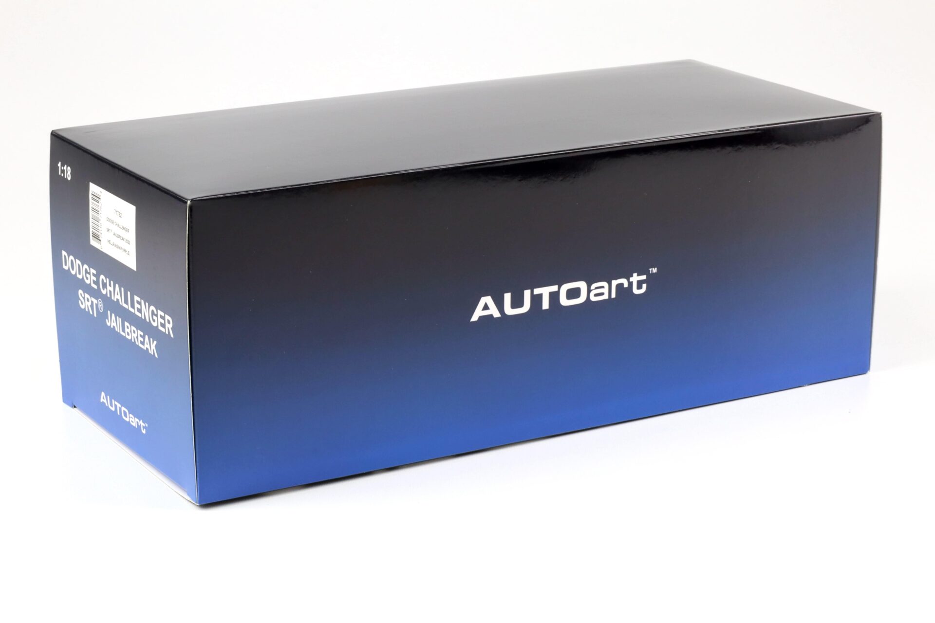 1:18 AUTOart Dodge Challenger SRT Jailbreak 2022 Hellraisin purple 71762
