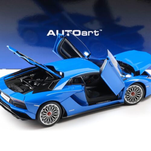 1:18 AUTOart Lamborghini Aventador S Coupe 2017 Blu Nila/ pearl blue 79134