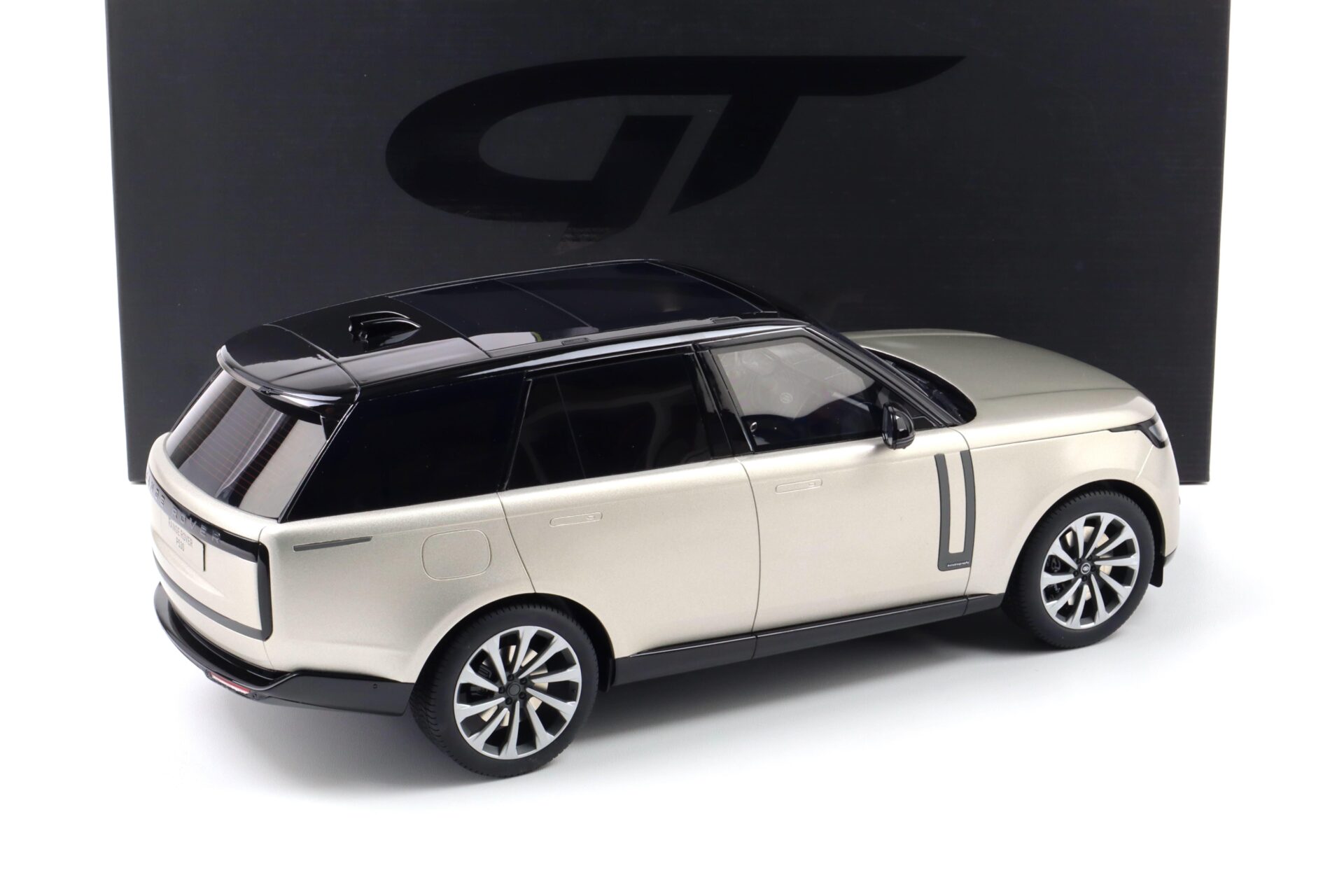 1:12 GT Spirit GT542 Range Rover P530 Autobiography 2024 Sunset gold