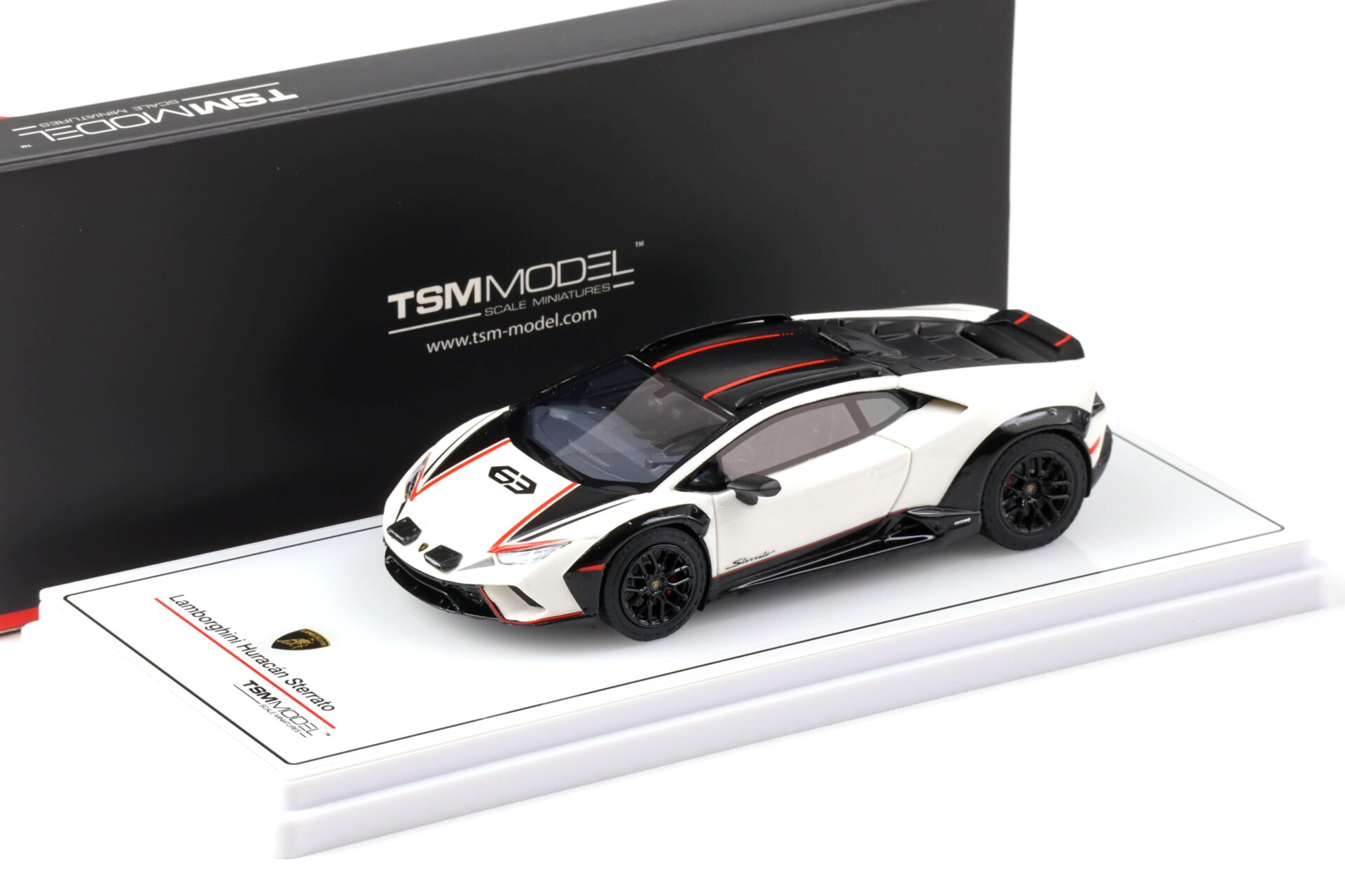 1:43 TSM Model Lamborghini Huracan Sterrato Bianco Asopo 2023