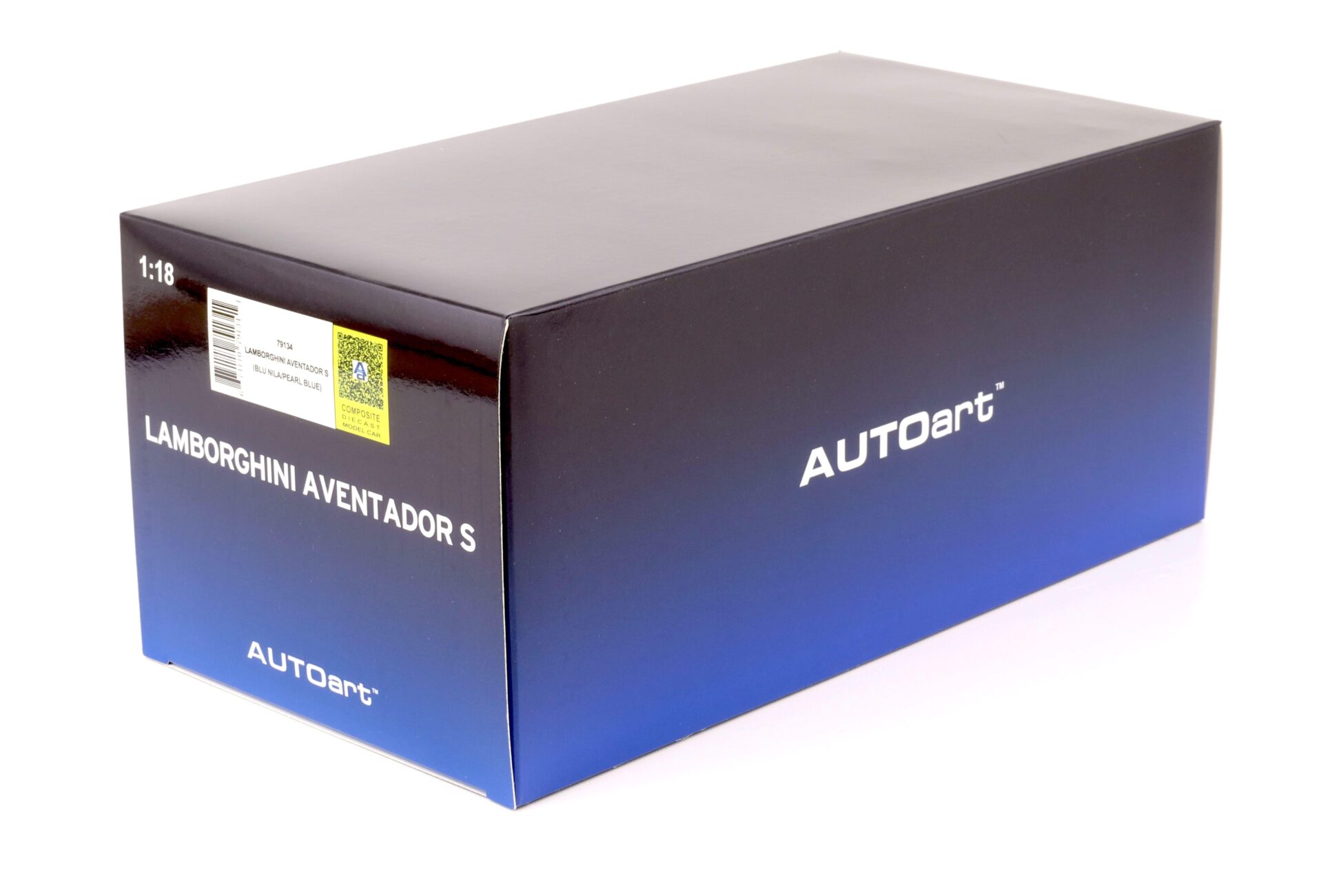 1:18 AUTOart Lamborghini Aventador S Coupe 2017 Blu Nila/ pearl blue 79134