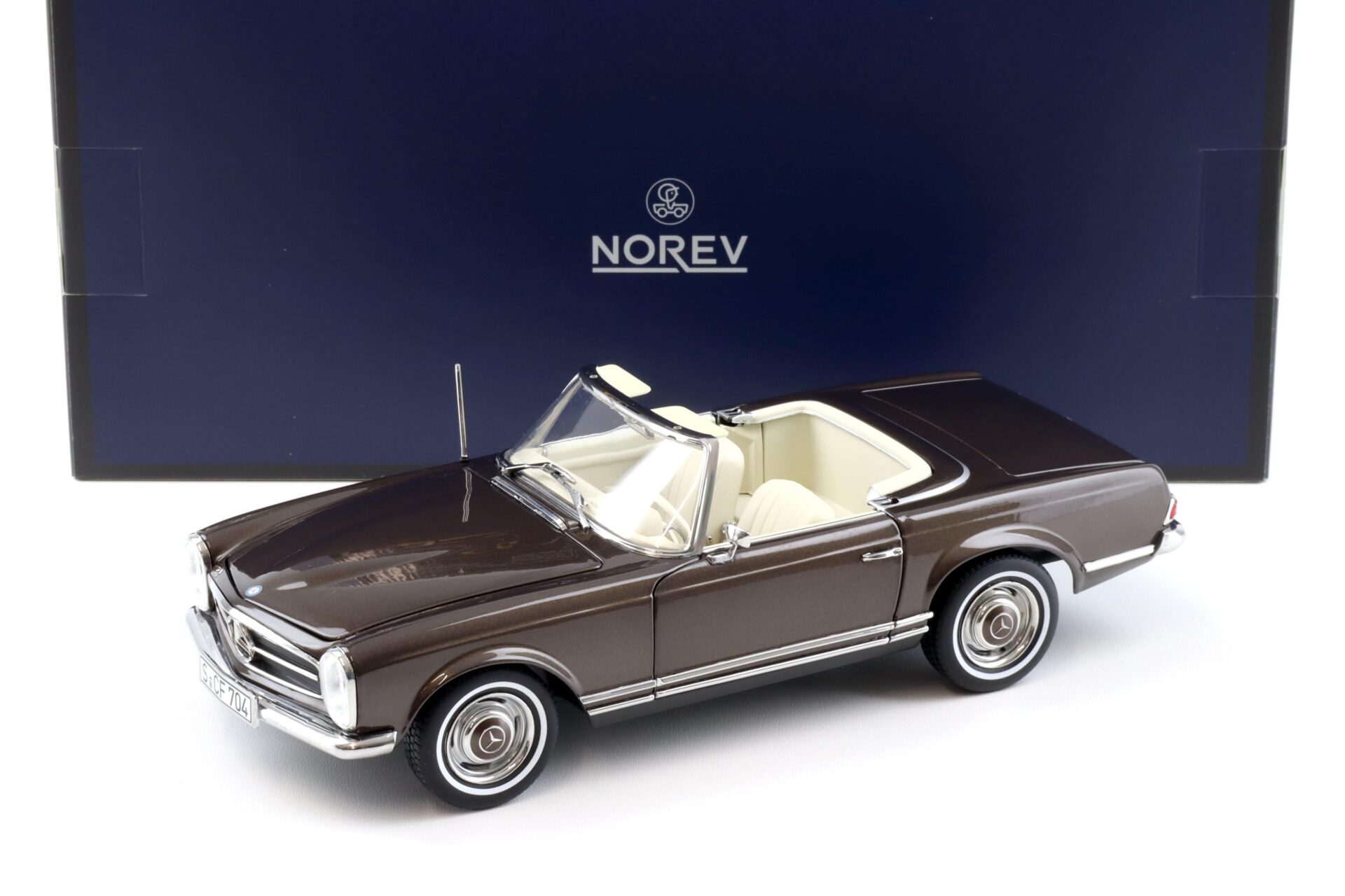 ID 95167 orig.jpg 1:18 Norev Mercedes 230 SL Pagode W113 Bronce metallic 1963 with Top - Limited 300 pcs.