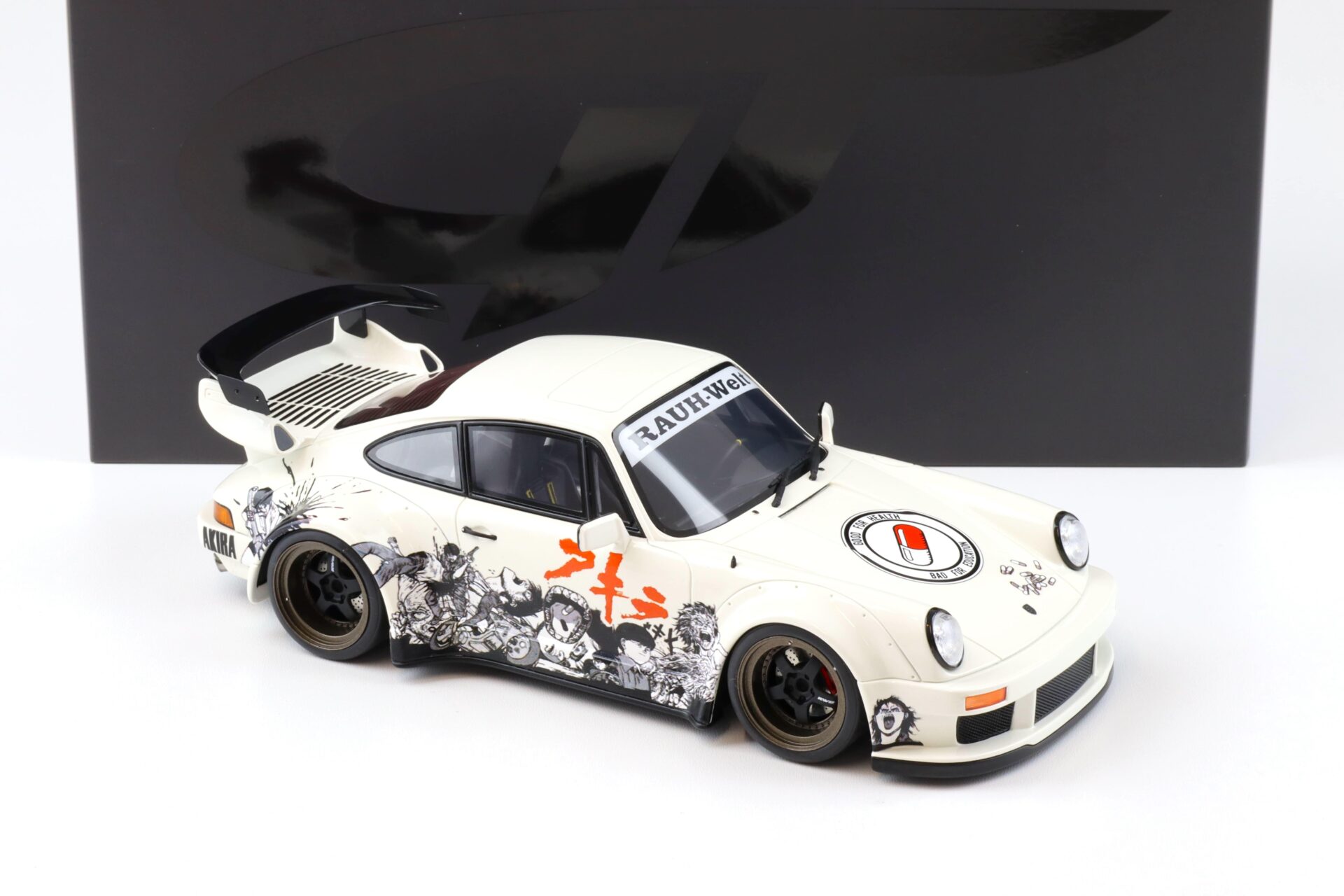1:18 GT Spirit GT508 Porsche 911 RWB Rauh-Welt Akira 2024 Glacier white