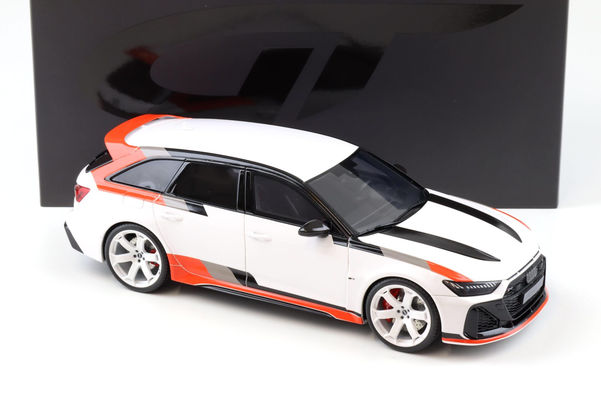 1:18 GT Spirit GT512 Audi RS6 Avant GT (C8) Arkona white 2024