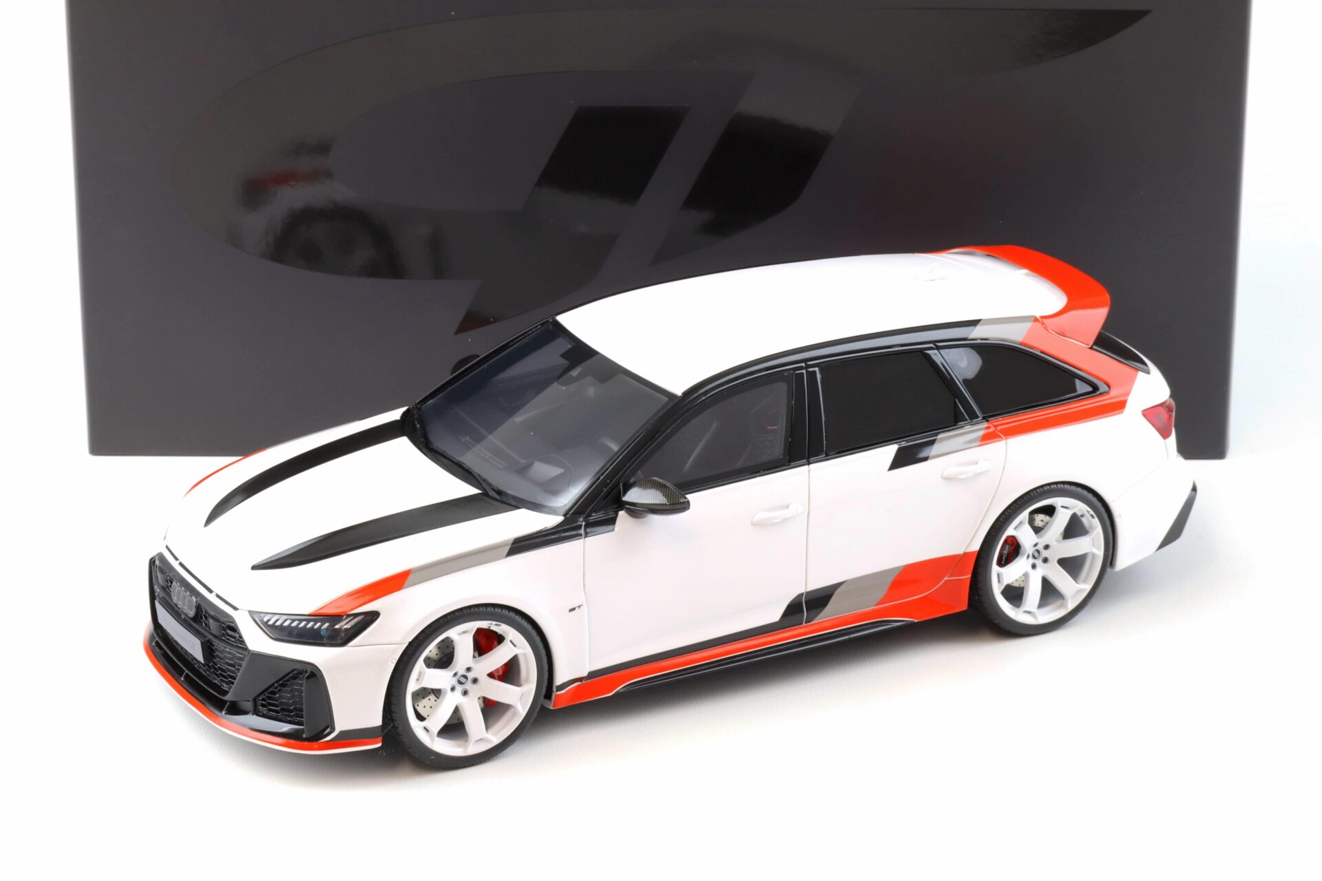 1:18 GT Spirit GT512 Audi RS6 Avant GT (C8) Arkona white 2024