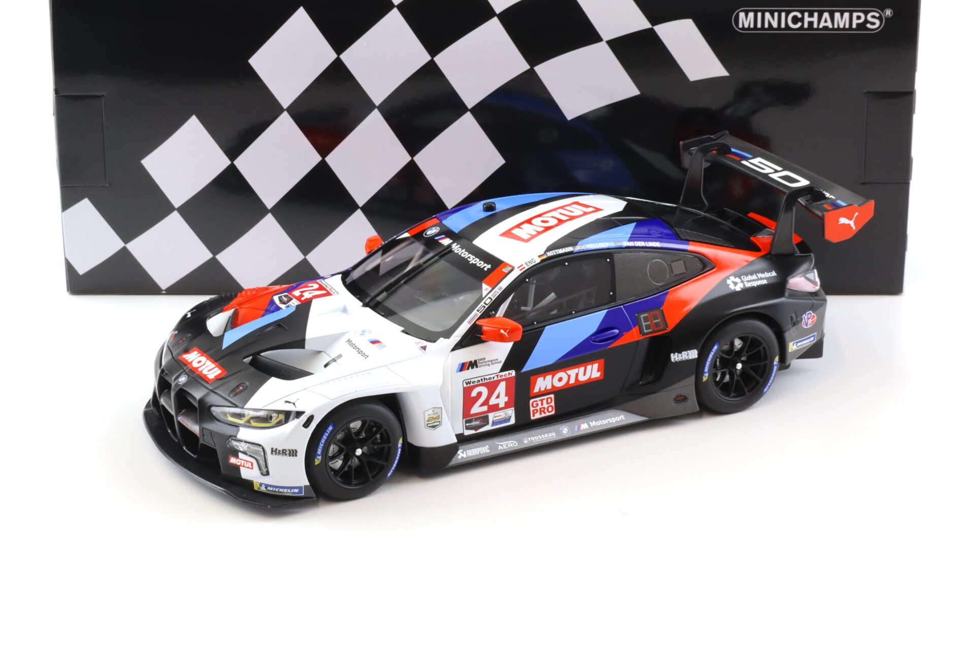 1:18 Minichamps BMW M4 GT3 GTD Pro BMW M Team RLL #24 IMSA 2022 Eng/Wittmann