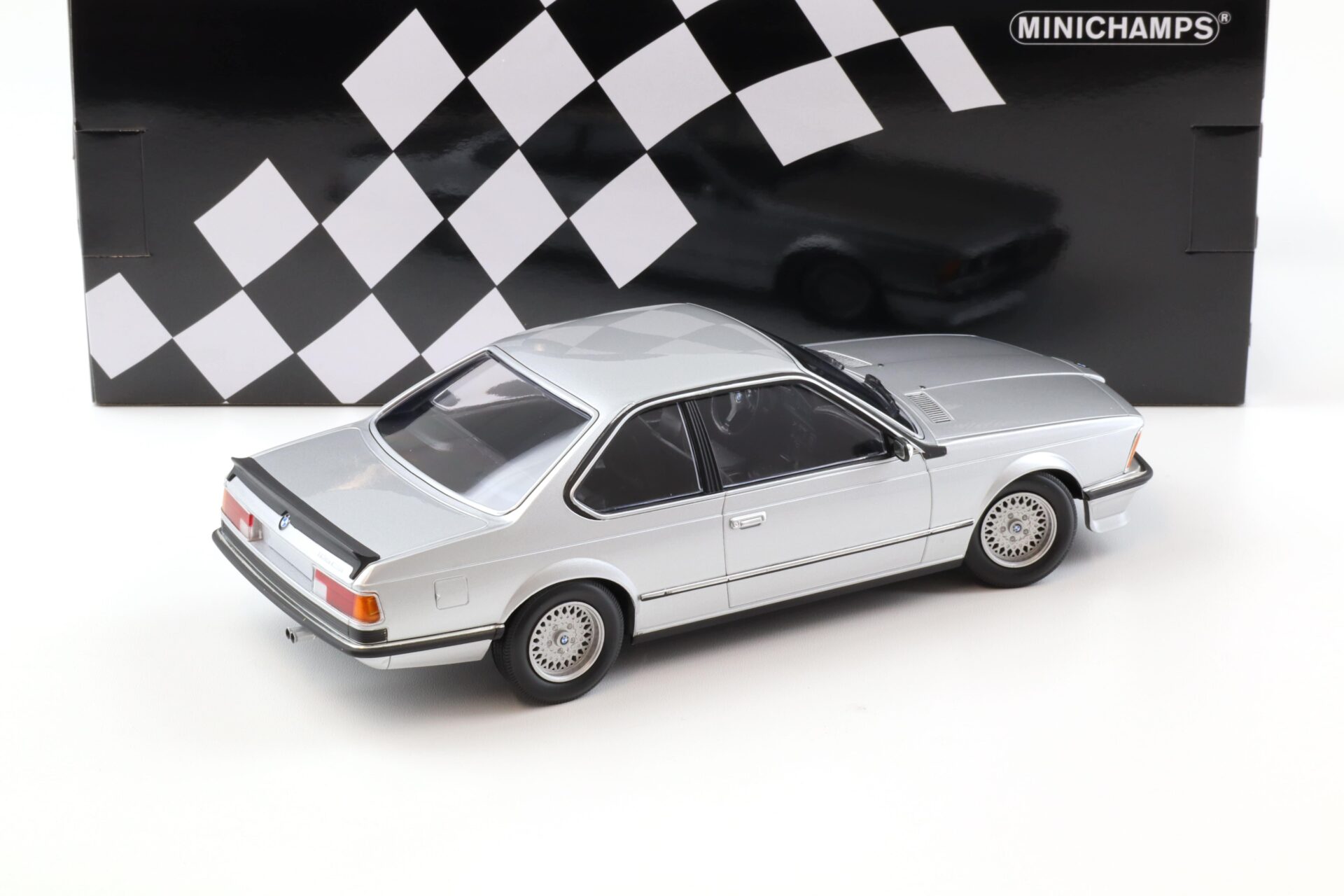 1:18 Minichamps BMW 635 CSI Coupe 1982 silver metallic