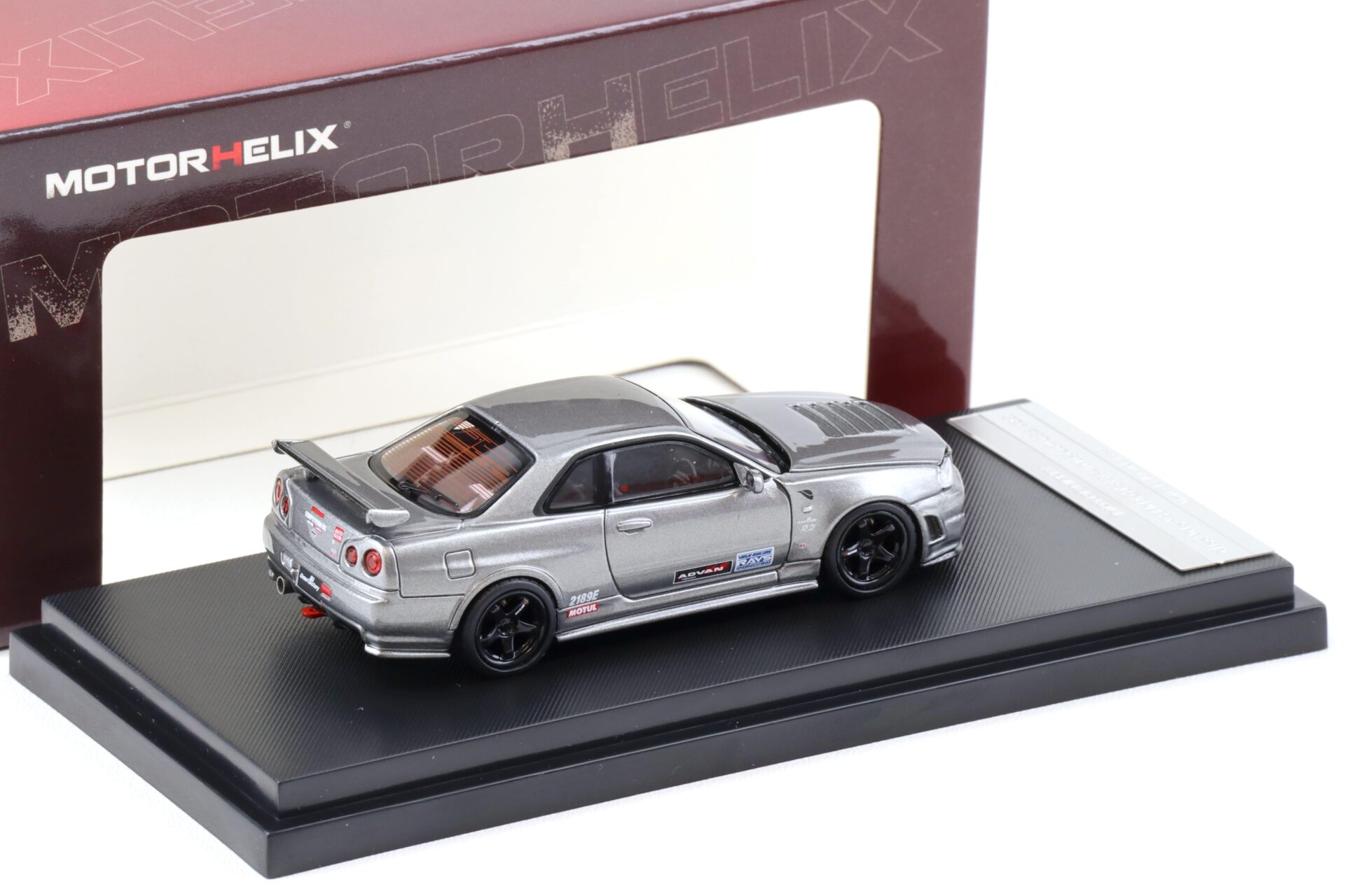 1:64 Motorhelix Nissan Skyline GT-R R34 Nismo CRS Gun metallic M63422B