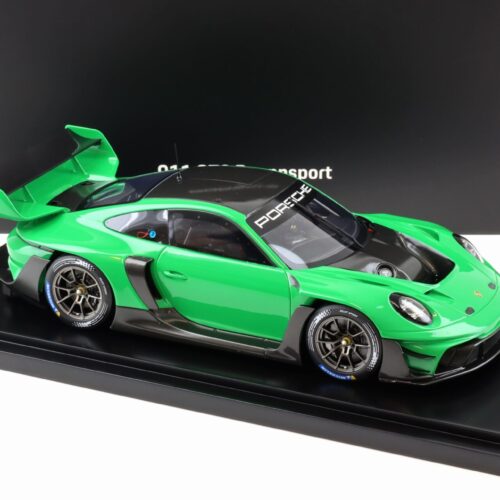 1:18 Spark Porsche 911 992 GT3 R Rennsport Viper green/ Carbon WAP DEALER