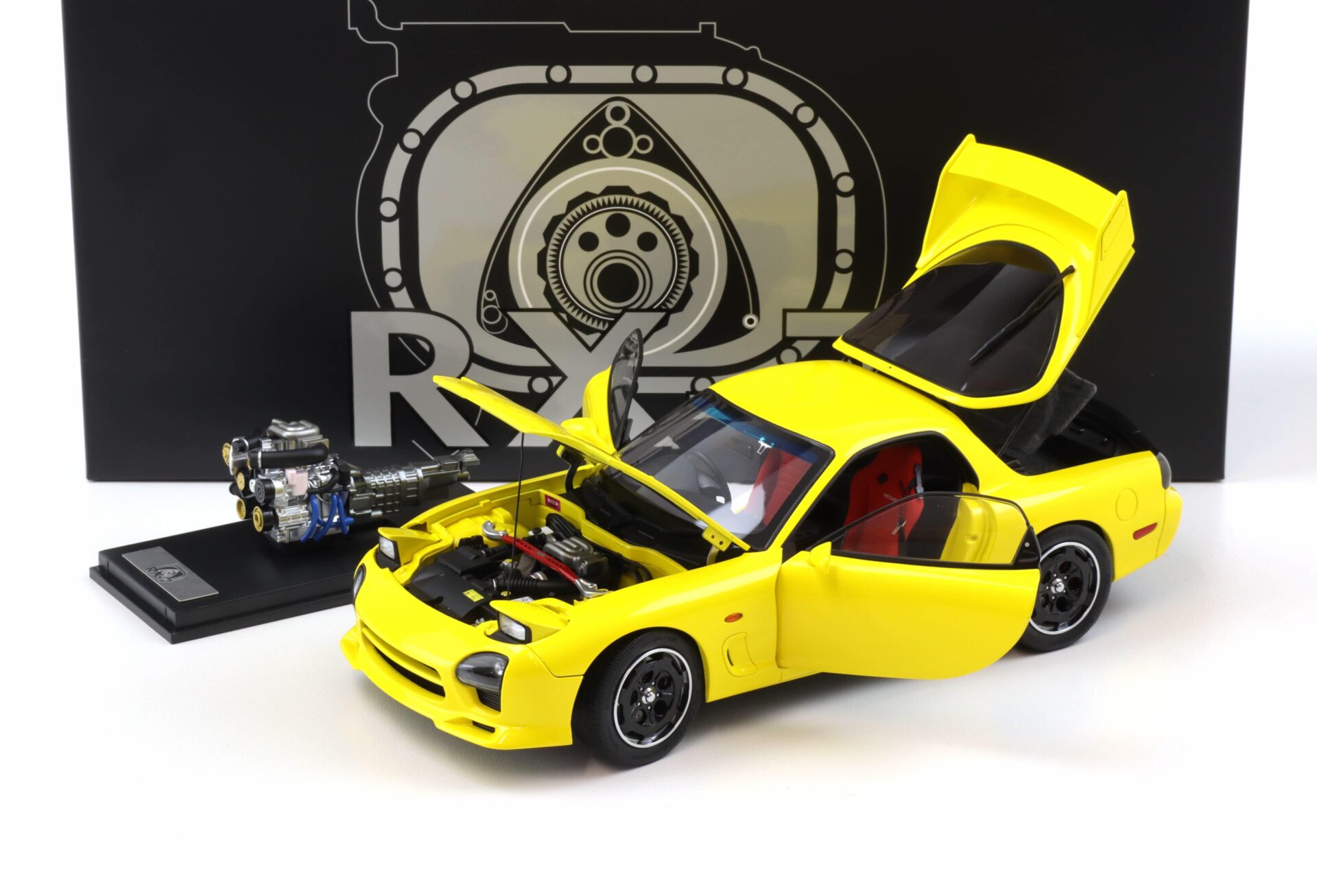 1:18 Polar Master Mazda RX-7 Speed Coupe yellow with engine PLM22-002-1