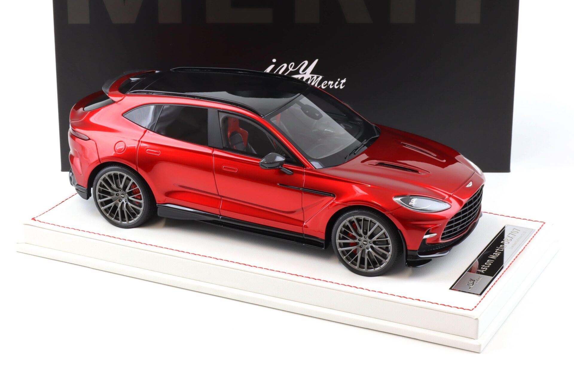 1:18 IVY Model Merit Aston Martin DBX 707 red metallic- Limited 30 pcs.