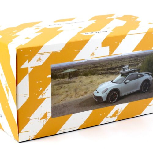 1:18 Spark Porsche 911 (992) Dakar AHEAD Shade green Dirty Version WAP DEALER