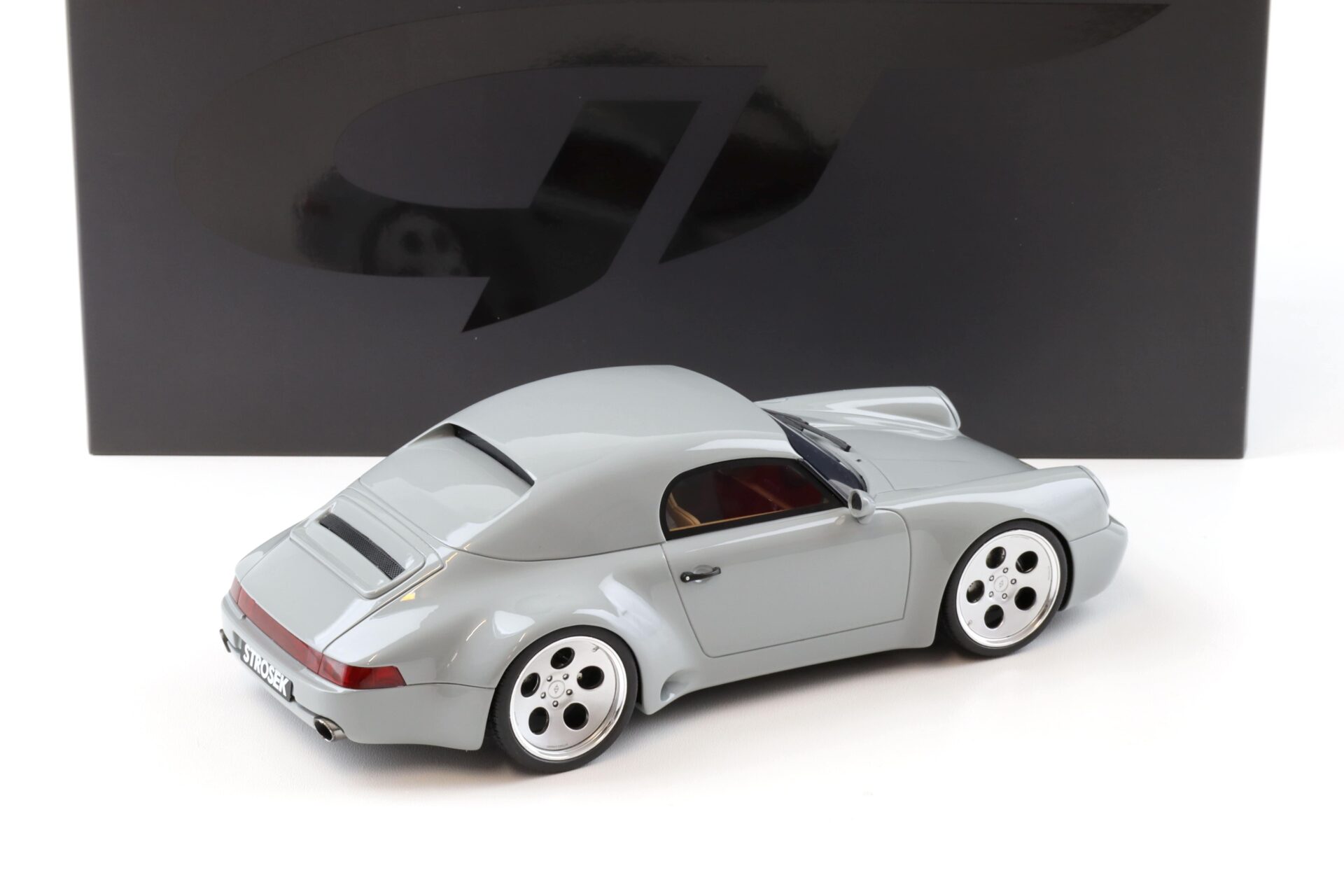 1:18 GT Spirit GT924 Porsche Strosek 911 Mega 30 Speedster Sport Classic grey 2023