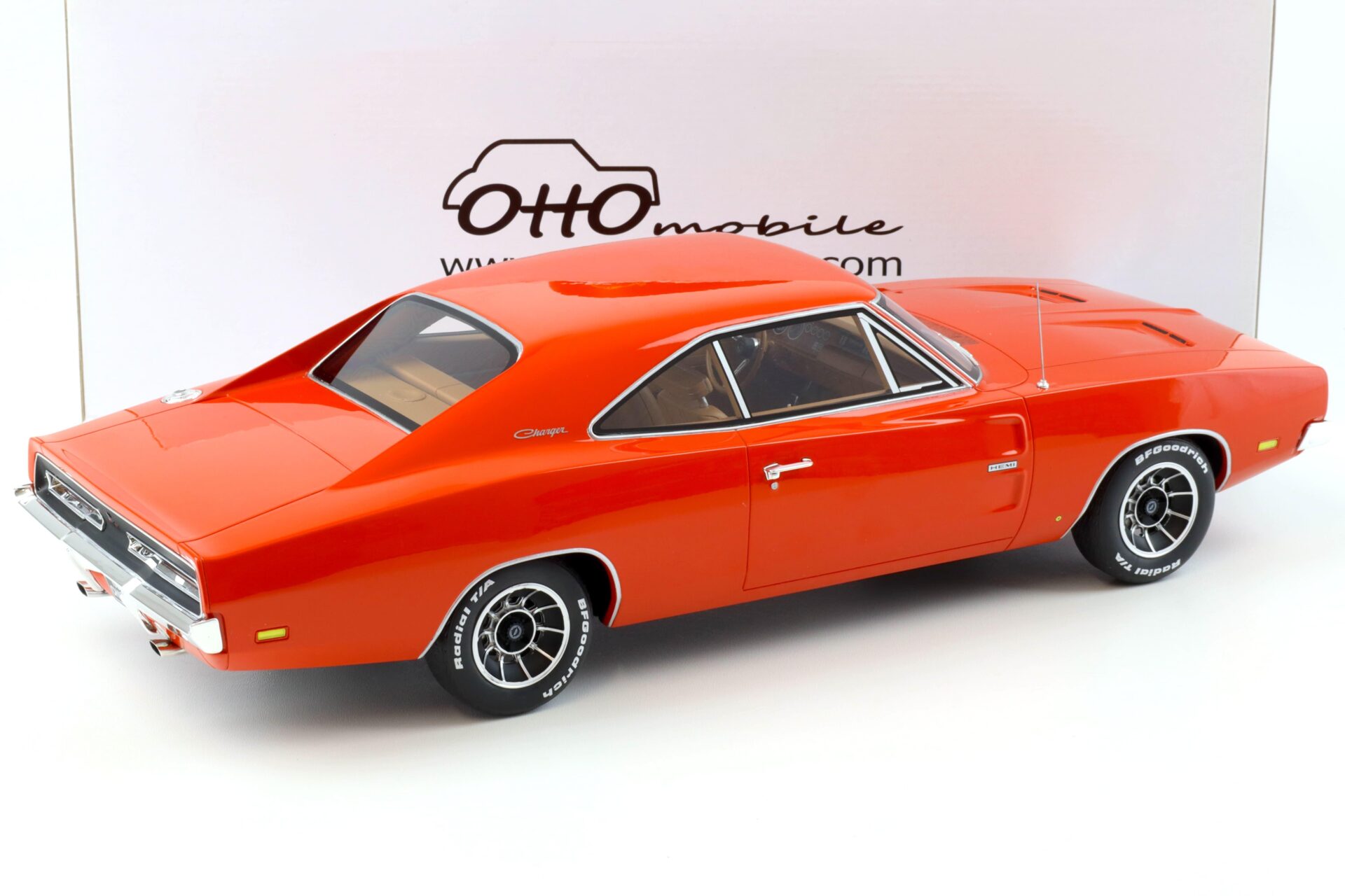 1:12 OTTO mobile G060 Dodge Charger Hemi Coupe 1969 orange + Decals