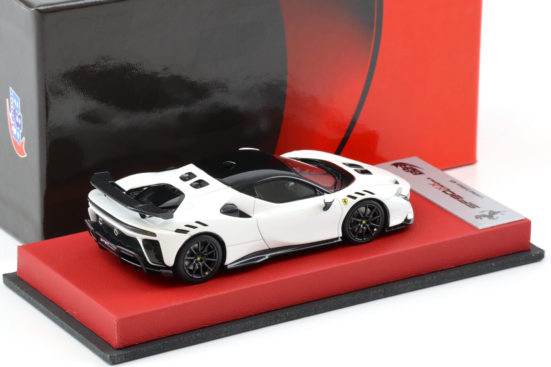 1:43 BBR Ferrari SF90XX Stradale Bianco Cervino with leather base - Limited 5 pcs.
