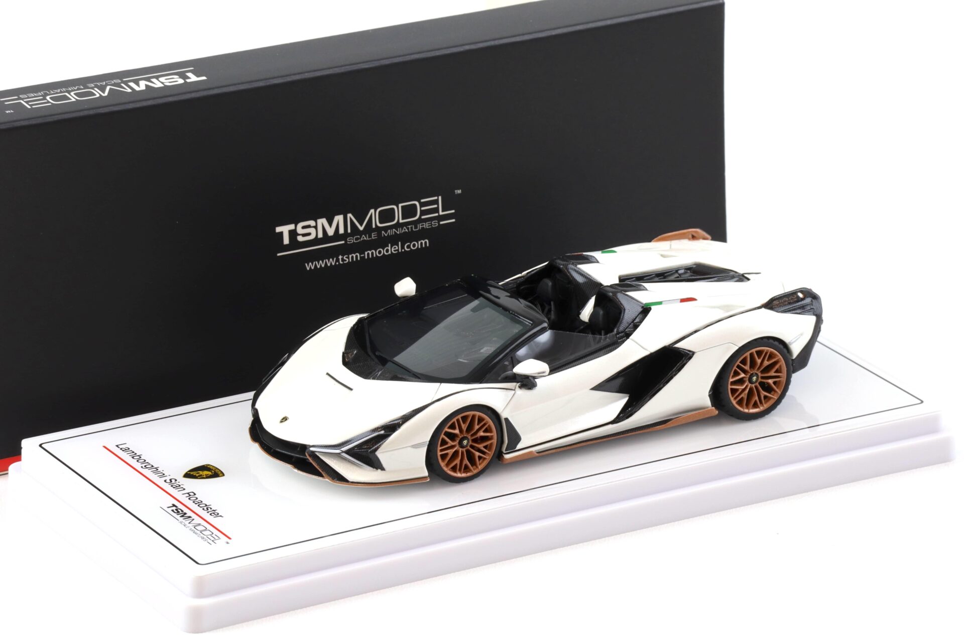 1:43 TSM Model Lamborghini Sian Roadster Bianco Asopo TSM430832