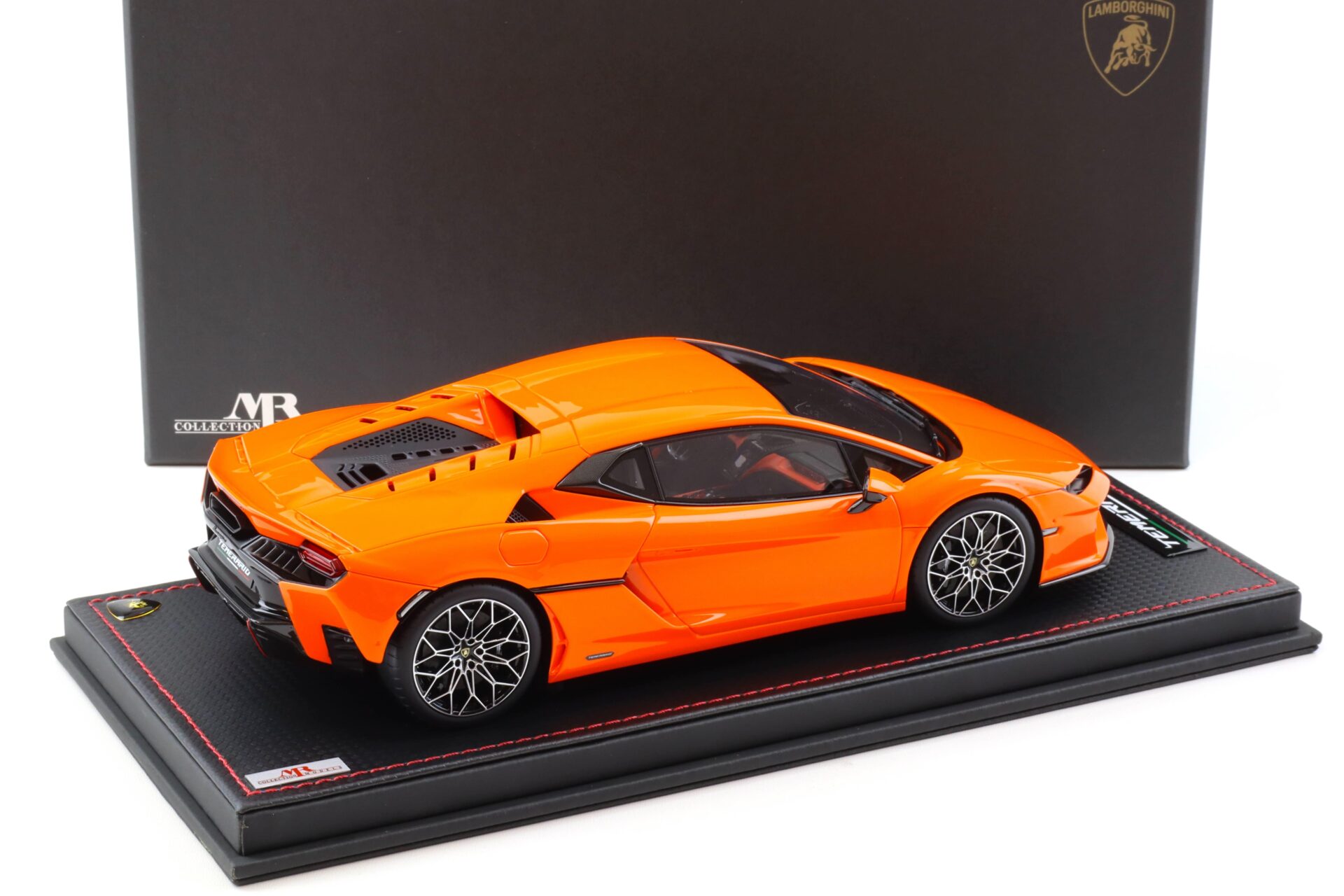1:18 MR Collection Lamborghini Temerario Arancio Apodis orange - Limited 99 pcs.