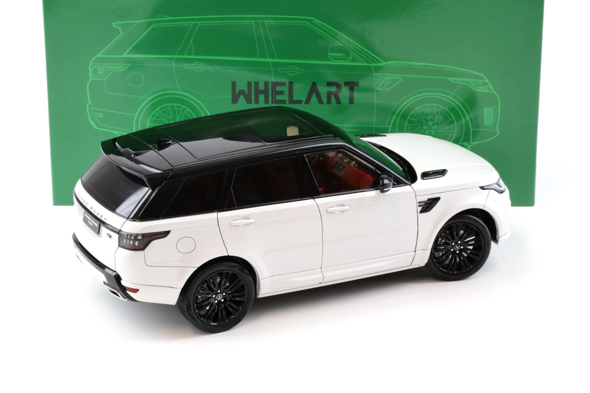 1:18 WHELART Range Rover Sport 2018 white / black wheels DIECAST