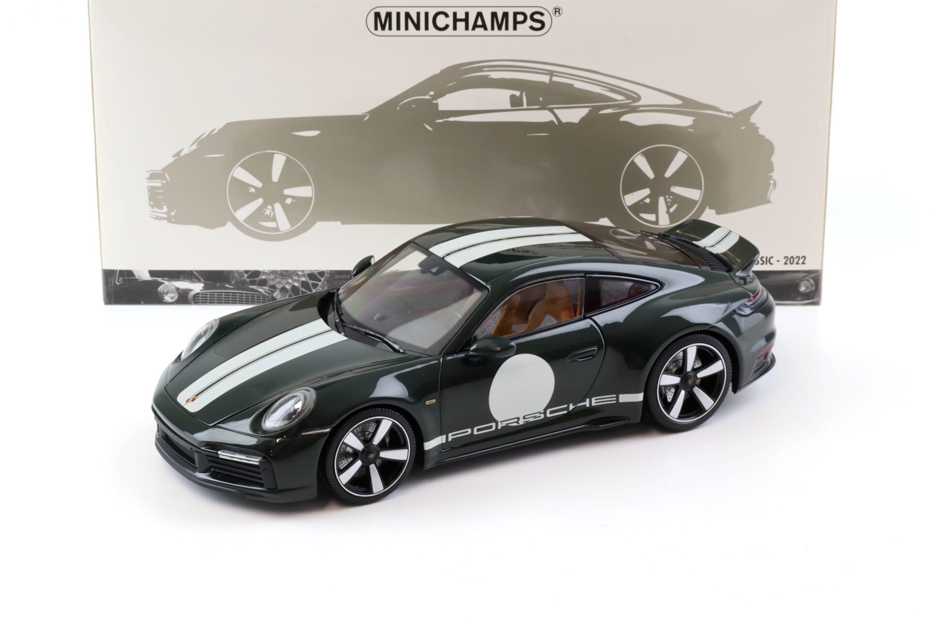 1:18 Minichamps Porsche 911 992 Sport Classic Coupe 2022 green metallic